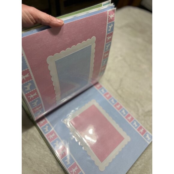 Colorbok Creative Impulse Baby Pre-Designed 12x12 Album With 20 Embellished Page - Picture 8 of 14
